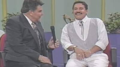 El conductor Don Francisco en una entrevista con Pilo Tejeda.