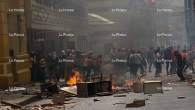 Este lunes se reactivaron las protestas en Honduras en contra la aprobación de decretos legislativos sobre Educación y Salud.