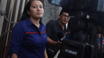 La salvadoreña Evelyn Hernández llega al juzgado, en Ciudad Delgado (El Salvador). Foto: EFE