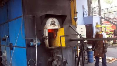 La basura es quemada en hornos especiales.