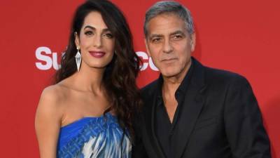 Amal y George Clooney hicieron la donación a nombre de sus mellizos, Ella y Alexander.// Foto AFP.