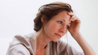 'En vez de que sigas de la greña por algo que él no podía evitar, funcionará más si te pones comprensiva y le sugieres que busque ayuda', le sugiere la Tía Remedios.