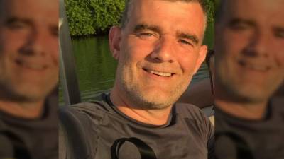 El actor Stefán Karl Stefánsson es recordado por su papel como Robbie Rotten en la serie infantil 'Lazy Town'.// Foto redes Stefánsson.