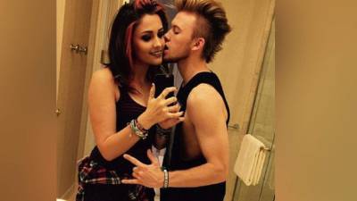 Paris, la hija de Michael Jackson, cumplió 17 años. Ella está feliz con su novio, un jugador de fútbol.