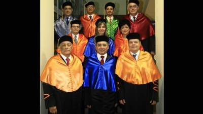 Autoridades. Ioury Mena, Israel Cruz, Josué Vijil, Matthew Gaffey, Juan Carlos Gamero, Beatriz Brito, Matilde Paz, Oswaldo Valladares, el invitado especial Omar Hurtado y Senén Villanueva.