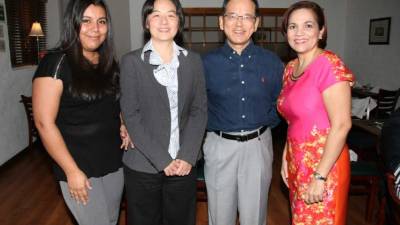 Iveth Canales, Carolina Lin, Joseph Kuo y Enma Calderón.