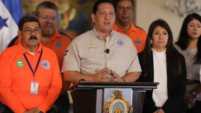 Gabriel Rubí, titular de la Comisión Permanente de Contingencias (Copeco), informó sobre la alerta roja en la que estará Honduras por 14 días.