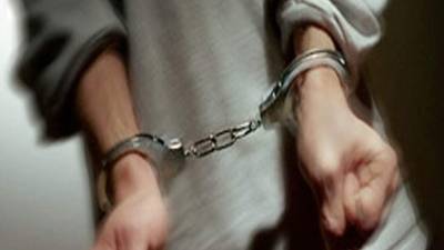 El padre de las niñas denunció al depravado logrando la captura del mismo.