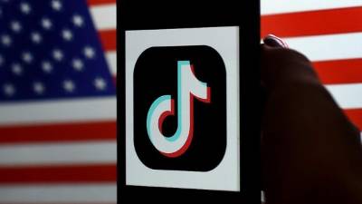 El presidente Donald Trump dijo que la aplicación de intercambio de videos TikTok, muy popular en China, estará 'fuera del negocio' en los Estados Unidos. Foto AFP