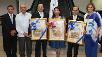 John Chahín, Napoleón Larach, Oswaldo Figueroa, Fátima Galeano de Mejía, Julio Fernández y María del Rosario Selman- Housein.