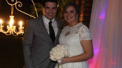 Alberto Galo y Andresa Morales celebraron por su matrimonio.
