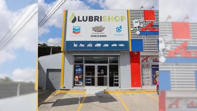 La nueva tienda de Lubrishop, ubicada en barrio Guamilito, en San Pedro Sula, es reconocida por tener la línea completa de Chevron Automotriz.