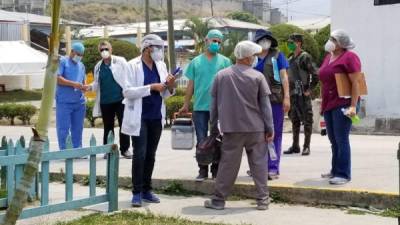 Los representantes de la Secretaría de Salud inspeccionaron el centro penitenciario.