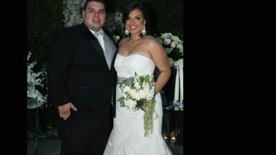 Francisco Orlando Paz Gutiérrez y Andrea Marie Naranjo Rittenhouse ahora mismo disfrutan de la calidez playera de muchas islas y las atenciones de un crucero por el caribe.