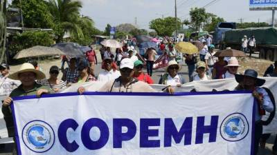 Los maestros han salido a las calles en las últimas semanas.