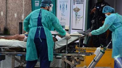 Los hospitales en Honduras están empezando a ser insuficientes para atender a pacientes infectados.