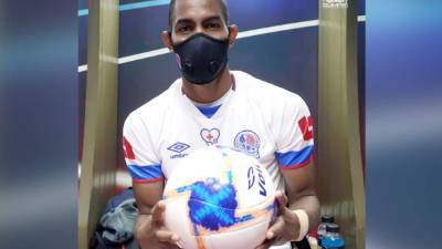 Bengtson ya tiene tres títulos con el Olimpia y 64 goles.