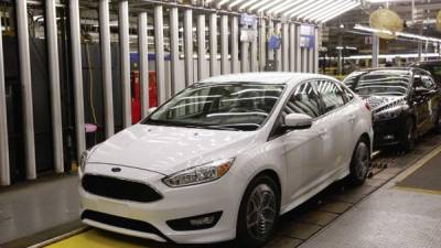 Ford Motor dijo que canceló planes de construir una nueva planta de ensamblaje en México luego de enfrentar críticas de Donald Trump.