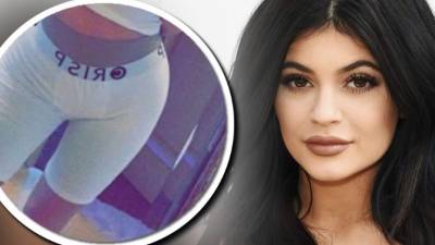 Kylie Jenner lució la ropa interior de su novio.