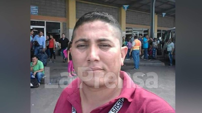 Una fotografía de Manuel Barahona, quien era subjefe de seguridad de la terminal de buses.