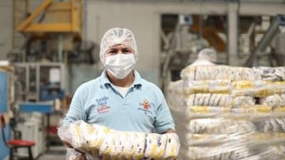 Con esta donación del Molino Harinero Sula se beneficiarán a las familias en riesgo social y económico.