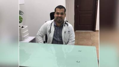 La publicación del médico hondureño se hizo viral en Facebook.