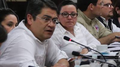El presidente Hernández se reunió hoy con las autoridades de Salud del país y de la Organización Panamericana de la Salud.