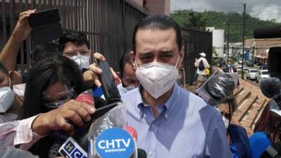 Imagen del 7 de julio cuando Marco Bográn llegó a declarar a las oficinas de la Atic por el caso de los hospitales móviles.
