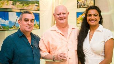 Evans McNab, Richard Warren y Rosa Danelia Hendrix.