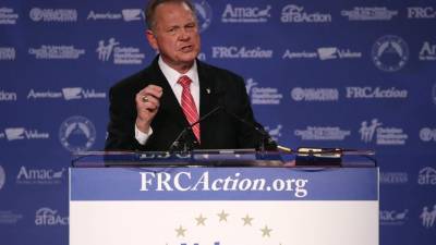 El republicano que aspira a ocupar un escaño en el Senado estadounidense, Roy Moore. Foto: AFP