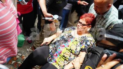 La exjefa de Control de Ingresos de la Municipalidad de San Pedro Sula Ada Esperanza Muñoz fue capturada este viernes después de engañara a las autoridades penitenciarias.