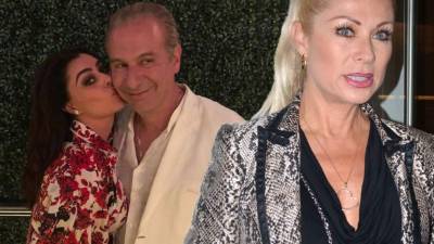 Yadhira Carrillo renovó sus votos matrimoniales con Juan Collado después que Leticia Calderón dijera que este le ha sido infiel en varias ocasiones.