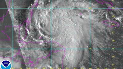El paso de la tormenta tropical Franklin mantiene en alerta a otros países.