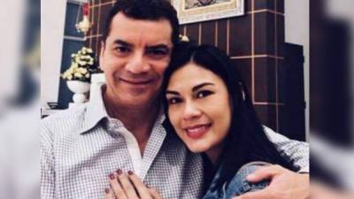 El político hondureño Elvin Santos y Marcela Montaño. Foto: redes sociales