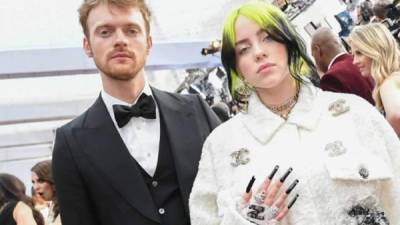 Finneas y Billie participaron en 'Pay It Forward Live', que busca apoyar a los negocios pequeños.