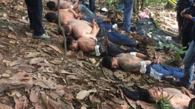 Imagen de los pandilleros detenidos este martes en El Merendón de San Pedro Sula, departamento de Cortés, zona norte de Honduras.