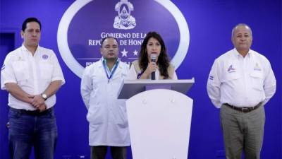 La Sceretaría de Salud informando sobre otros 12 casos de coronavirus en Honduras.