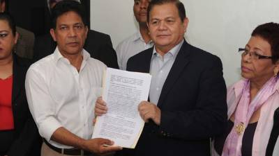 Romeo Vásquez presentó su impugnación al TSE.