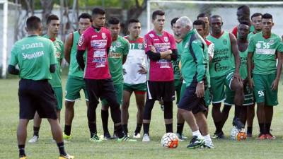 Manuel Keosseián durante su primer entrenamiento en el Marathón. Foto Delmer Martínez