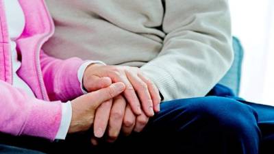 'Eso que vives no es nada parejo ni sano', le dice la experta.