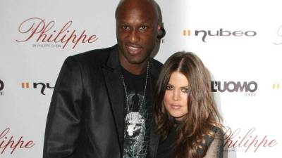 La famosa Khloe Kardashian junto a su esposo Lamar Odom.