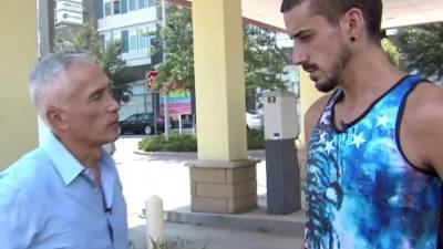 Sobreviviente de la masacre en Orlando describe lo que vivió dentro de la discoteca Pulse y cómo logró salir con vida. “No pensé en morir, pensé en salir.” Univision Noticias