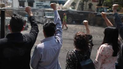 Habitantes recuerdan el terremoto de hace un mes. EFE