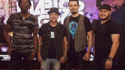 La banda de rock 'Diablo Negros' representó a Honduras en los Premios Estela 2019 en Guatemala.