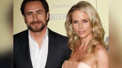 Demián Bichir confirmó la muerte de su esposa, Stefanie Sherk, a sus 35 años.