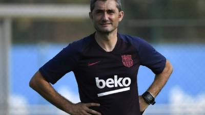Ernesto Valverde dirigió este día el entrenamiento culé.