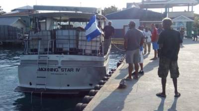 La embarcación Morning Star IV quedó varada en el caribe hondureño.