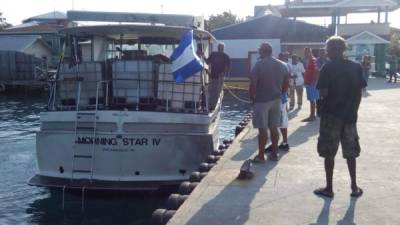 La embarcación Morning Star IV quedó varada en el caribe hondureño.