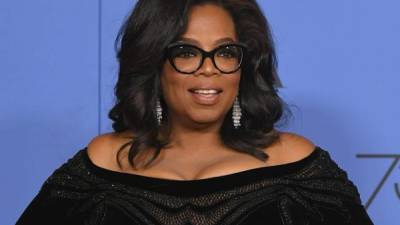 Momentos después de que Oprah se pronunciara sobre la confrontación de la desigualdad racial y de género, las redes sociales se llenaron con la etiqueta # Oprah2020.Foto AFP.