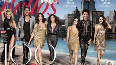 Marjorie de Sousa, Romeo Santos, Esmeralda Pimentel, Francisca Lachapel, Emeraude Toubia, Lineisy Montero y Carmen Villalobos engalanan la portada de “People”.